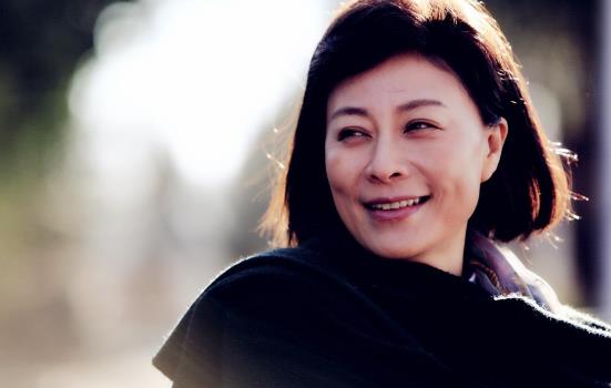 岳紅的前老公是張嘉譯嗎?張嘉譯結過幾次婚?