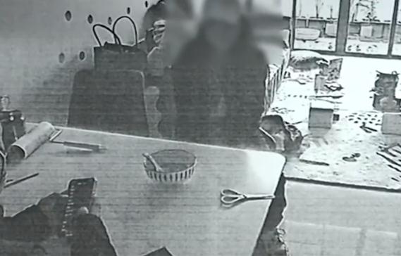 女子盜偷閨蜜百萬奢侈品用高仿替代 ,結(jié)局求諒遭拒被判12年