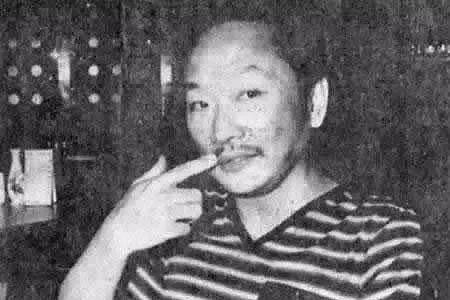 古龍筆名的由來,子孫后代現狀如何?