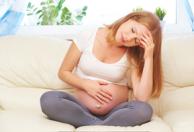 孕晚期乳頭結(jié)痂可以扣嗎 孕晚期乳頭結(jié)痂能不能扣